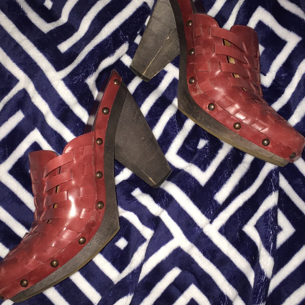 Heel Sandal